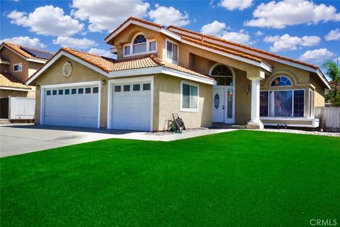 Photo of 23912 Constantine DR, Murrieta, CA 92562 (MLS # SW26112085)