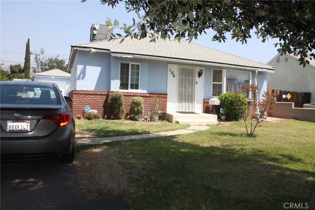 1136 W 26th Street