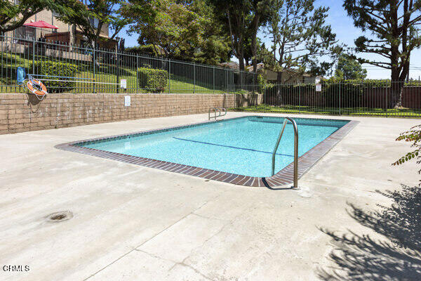 Pinetree - 3175 - Residential