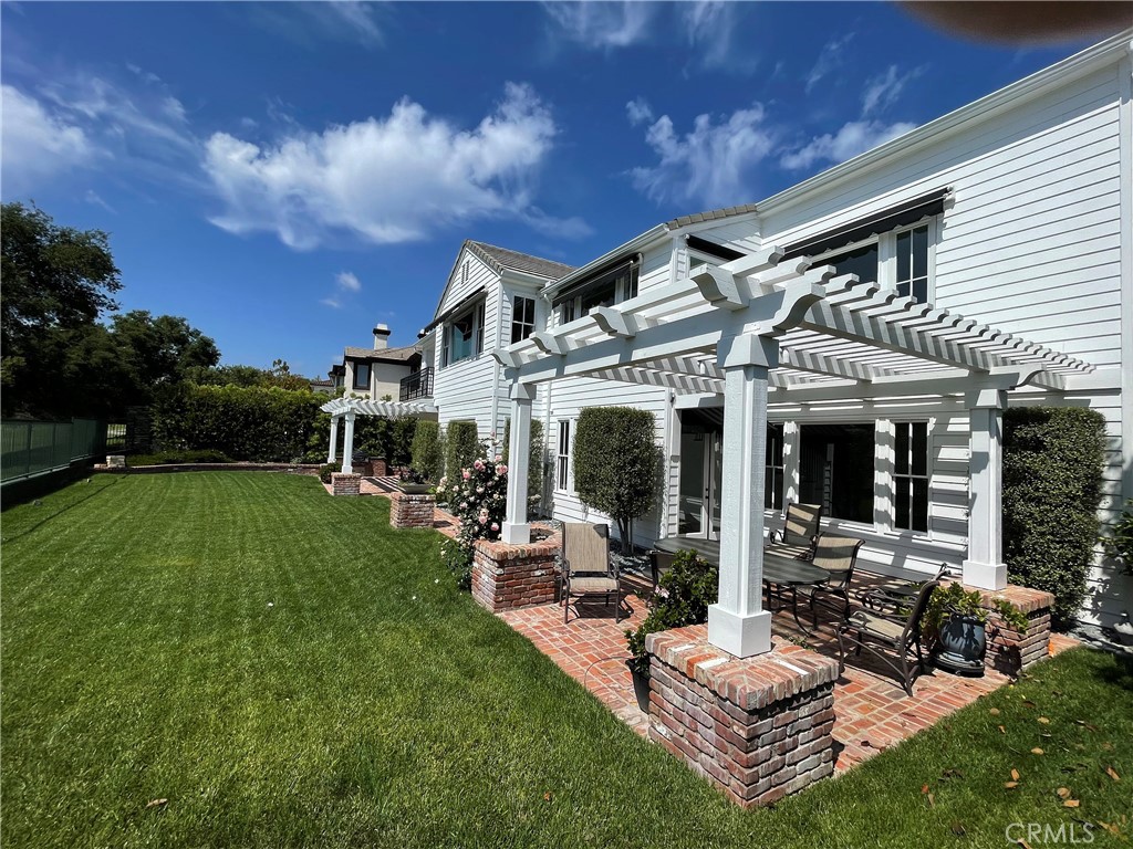 15 Canada Oaks
