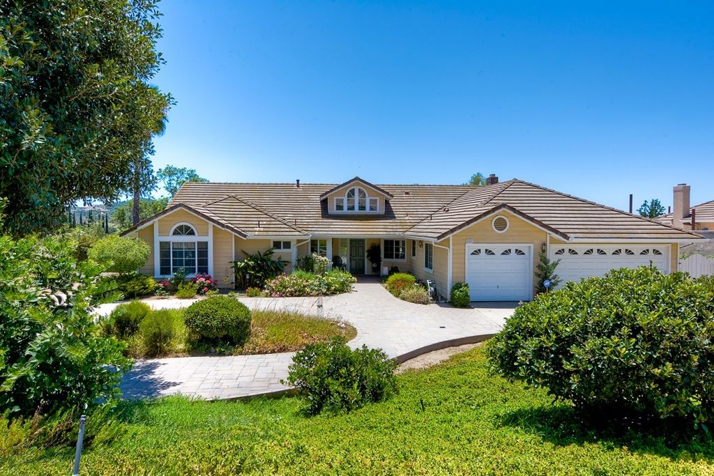 listing image 130725407115392170918