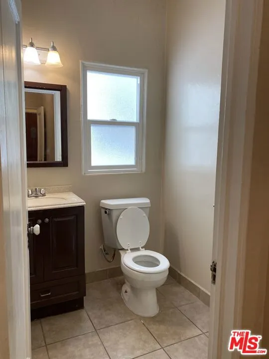 Los Angeles, California 90024, United States, ,1 BathroomBathrooms,Residential,Active,171387