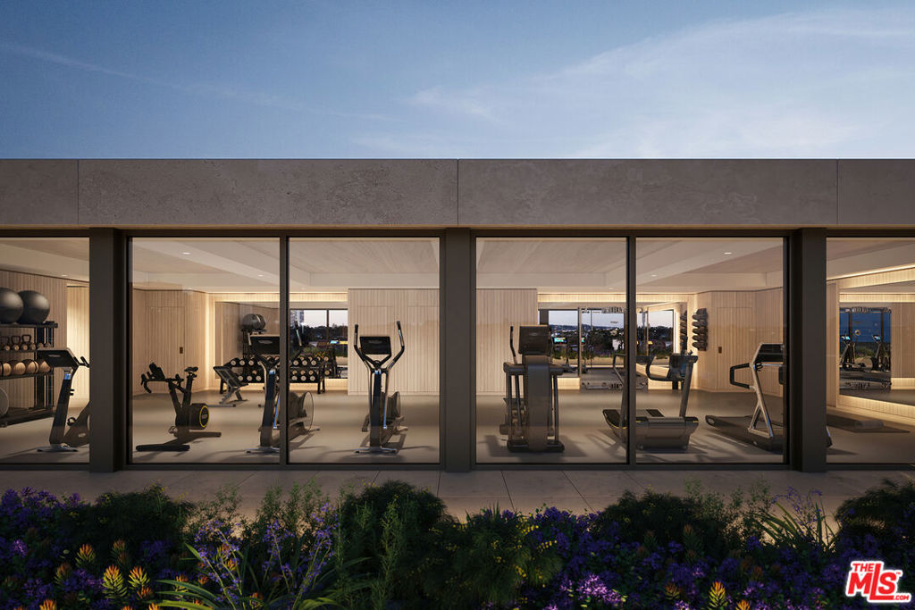 9900 S Santa Monica Boulevard 2D
