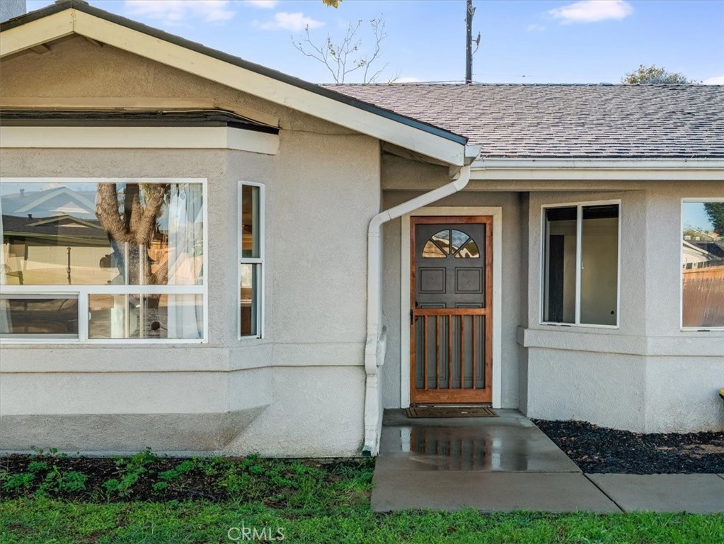 PROPERTIES 689 Phoebe