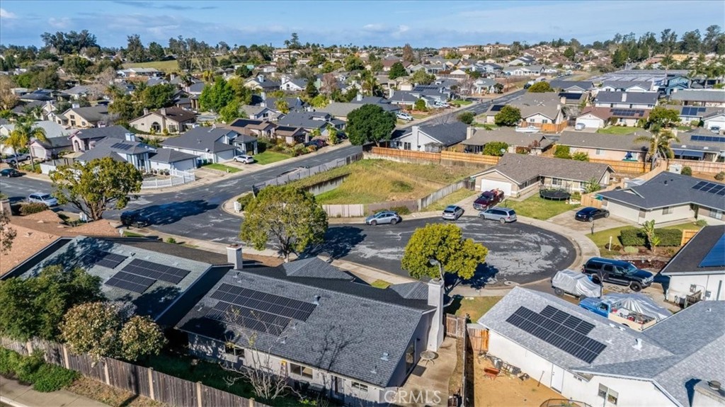 PROPERTIES 689 Phoebe