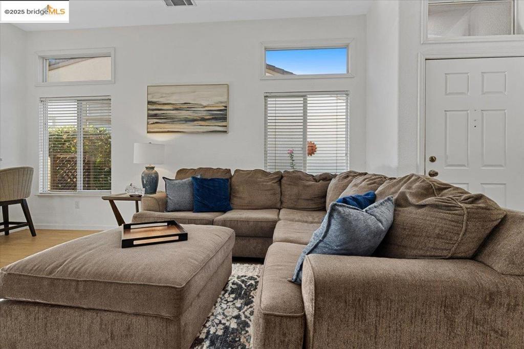 SUMMERSET 2 - Residential