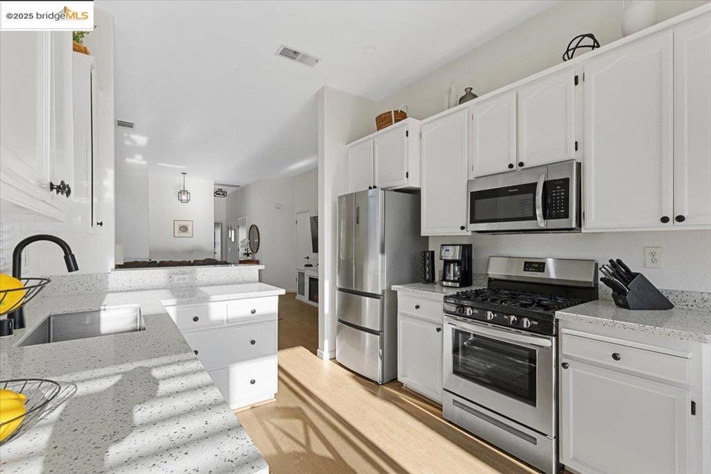 SUMMERSET 2 - Residential