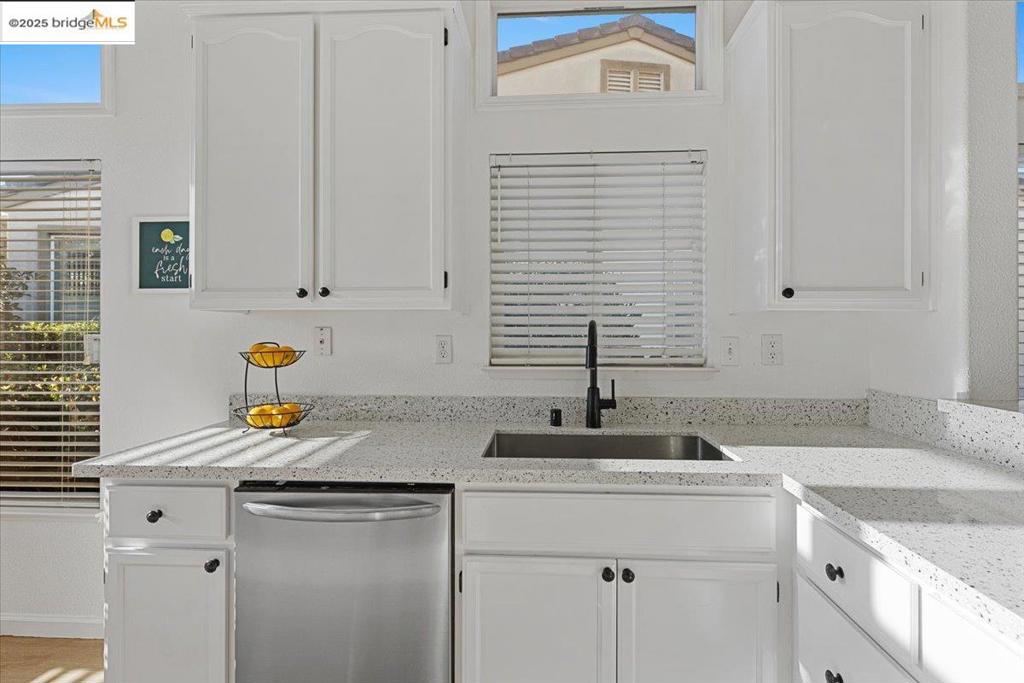 SUMMERSET 2 - Residential