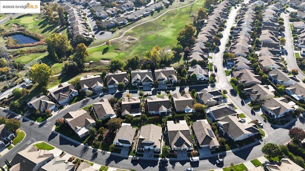 SUMMERSET 2 - Residential