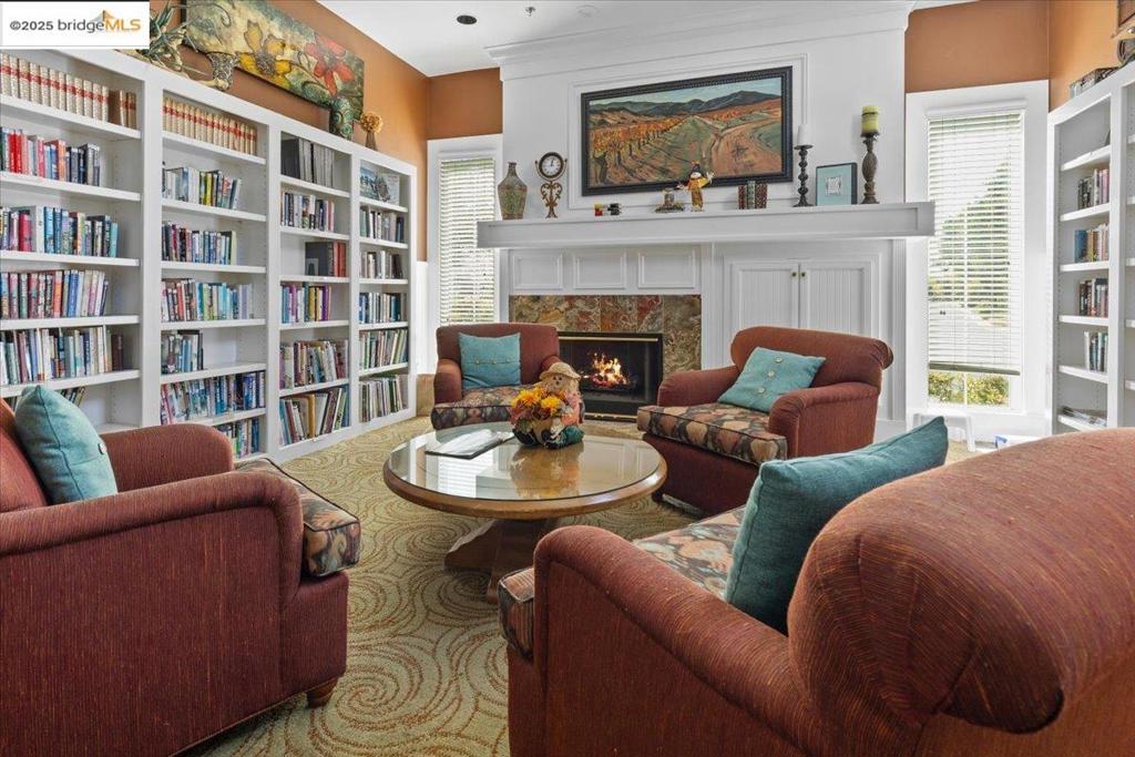 SUMMERSET 2 - Residential