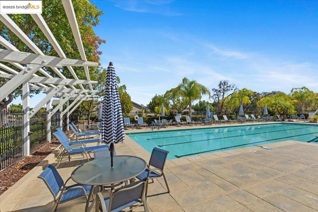 SUMMERSET 2 - Residential