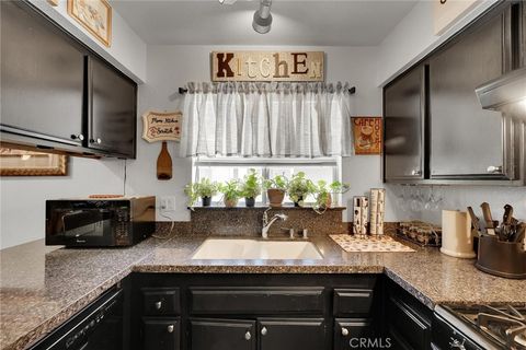 1933 Glenoaks Boulevard 127 San Fernando CA 91340