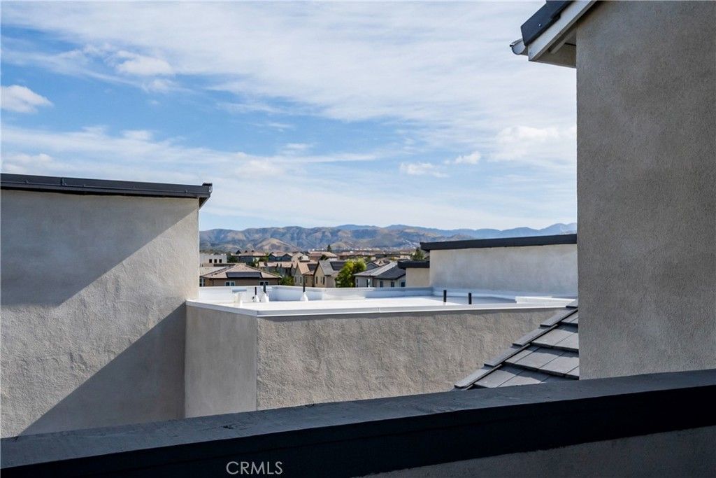 listing image 130724582052904908672