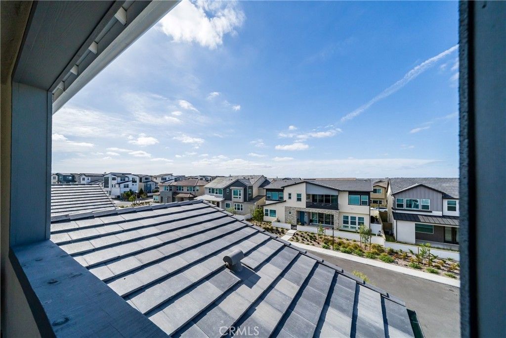 listing image 130726372130126975312