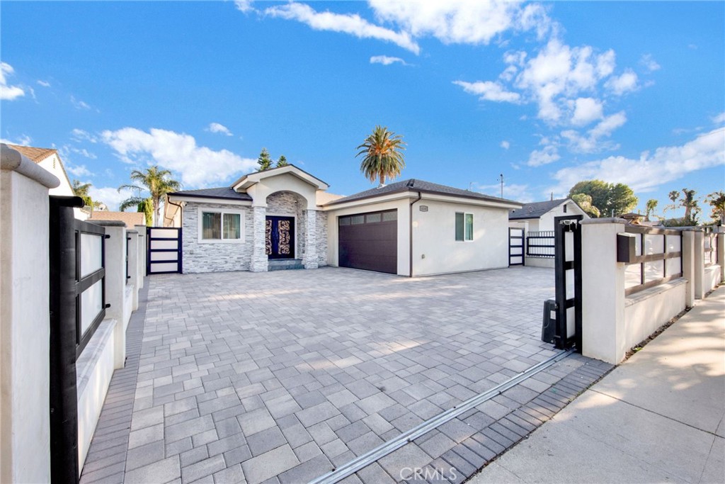 14148 Cohasset Street