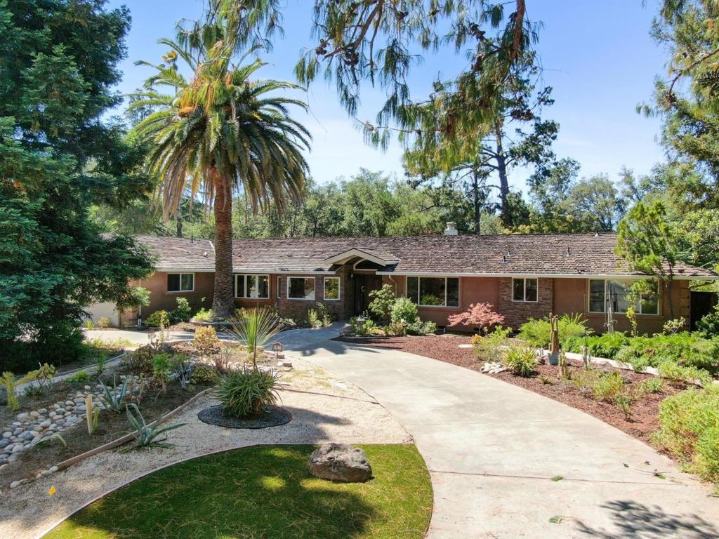 19521 Tweed Court