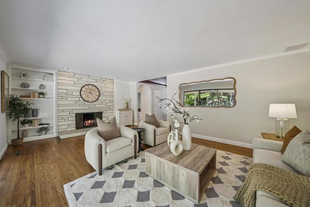 19521 Tweed Court