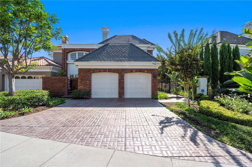 50 Belcourt