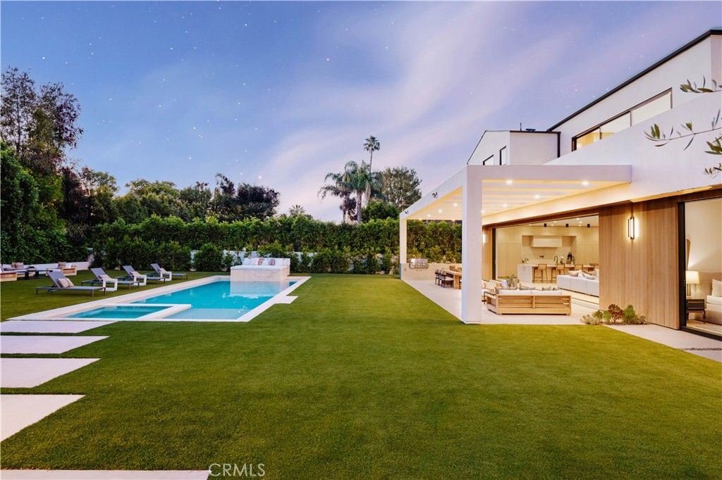 listing image 130723969414753074639