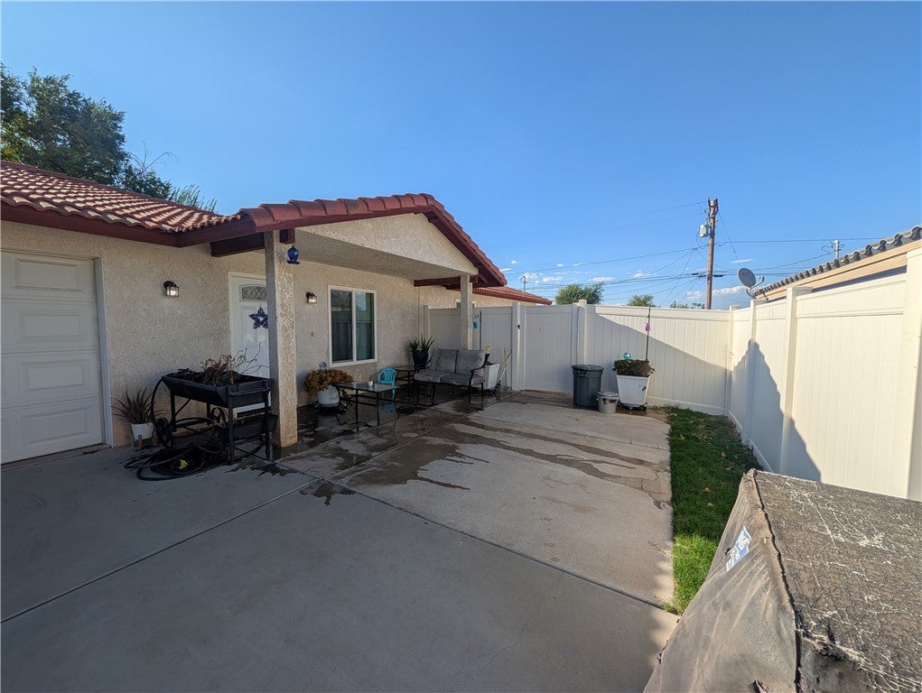 16410 Smoke Tree