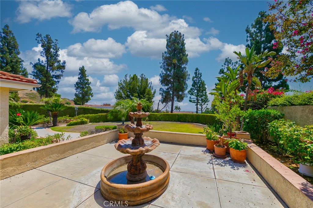 671 W Napa Court