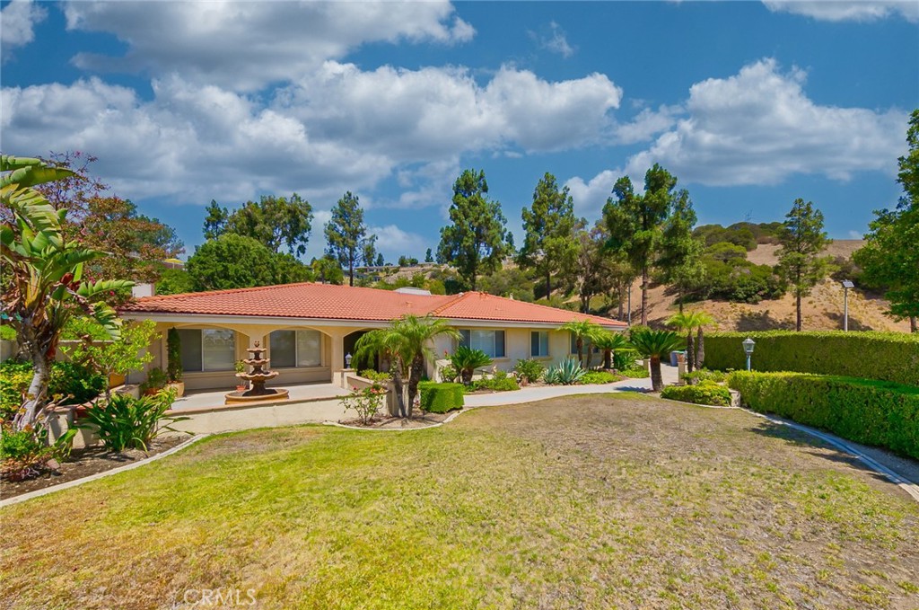 671 W Napa Court