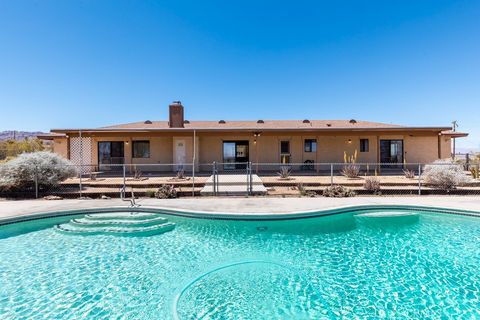 Photo of 6425 Indian Cove, 29 Palms, CA 92277 (MLS # JT26057157)