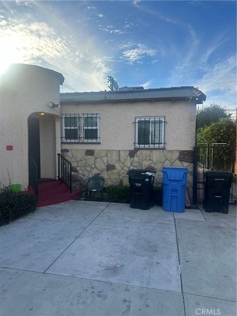 8943 S Hobart Boulevard Los Angeles CA 90047