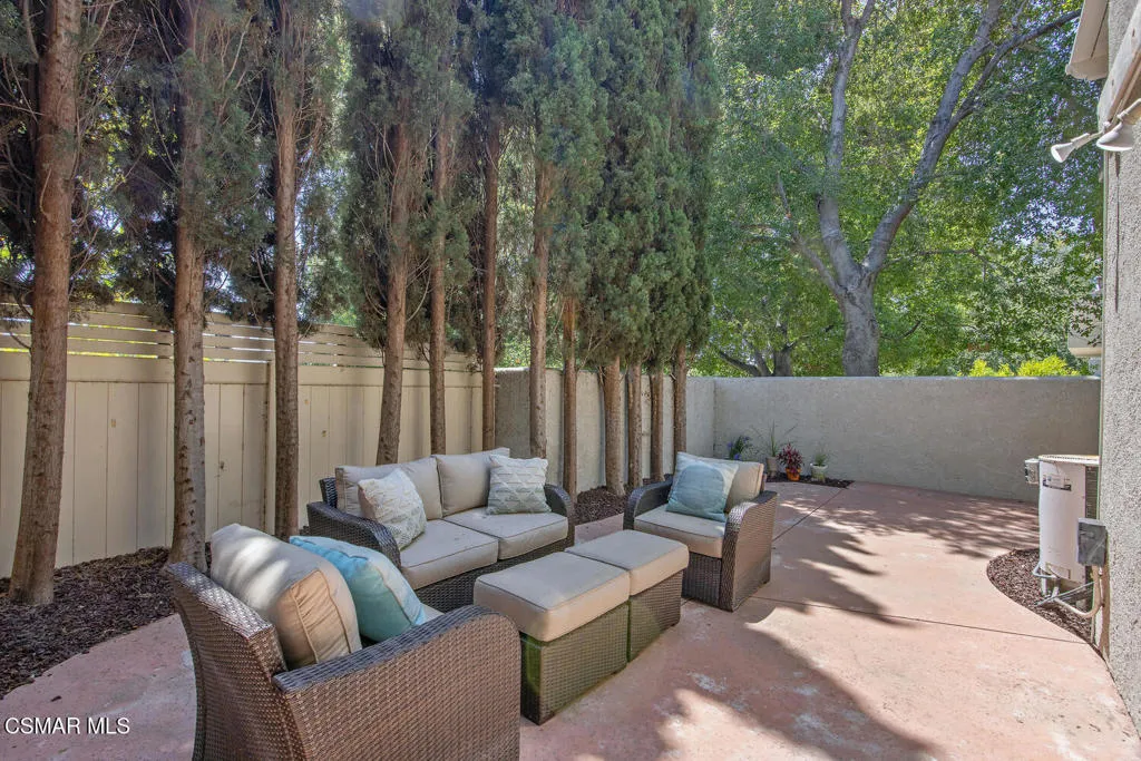 Westlake Village, California 91362, United States, 3 Bedrooms Bedrooms, ,3 BathroomsBathrooms,Residential,Active,161110