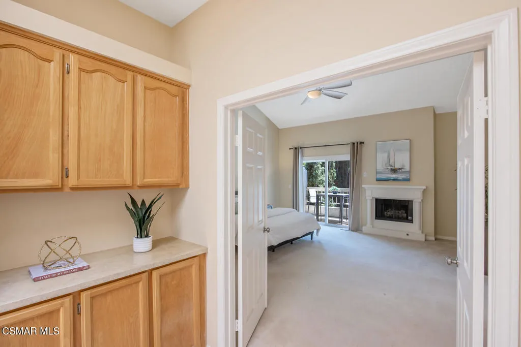 Westlake Village, California 91362, United States, 3 Bedrooms Bedrooms, ,3 BathroomsBathrooms,Residential,Active,161110