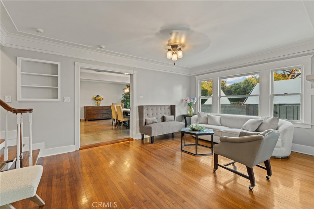 Properties 3 790 N El Molino Avenue