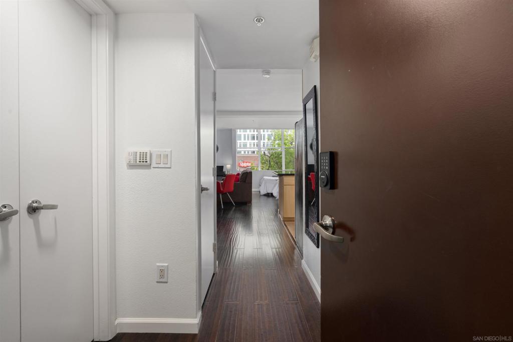 101 Market St. 307