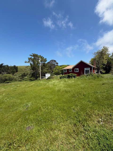 Photo of CA 94074 (MLS # ML82058203)