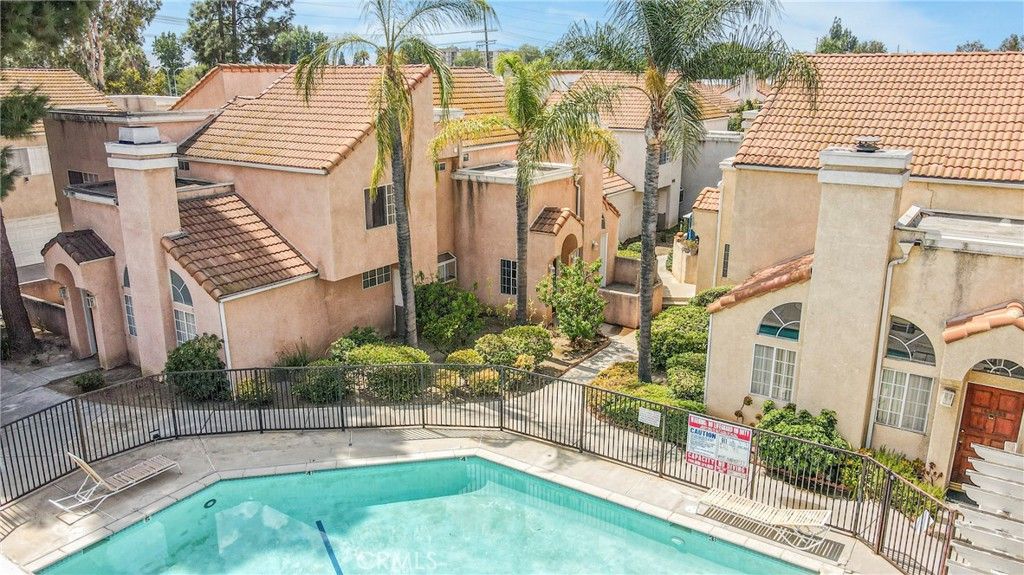Photo of 14383 Nordhoff St, Panorama City, CA 91402 (MLS # GD25244087)