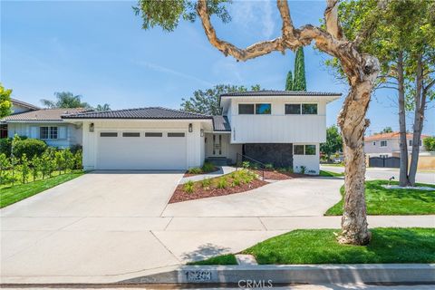 19203 Benfield Avenue Cerritos CA 90703
