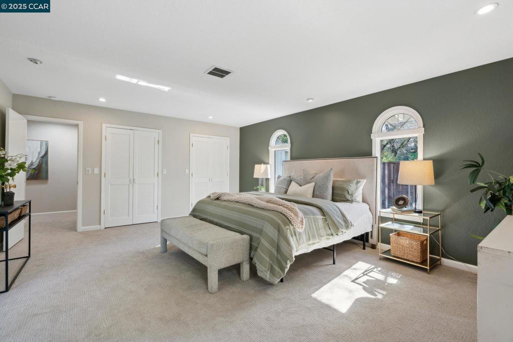 WALNUT HEIGHTS - Residential