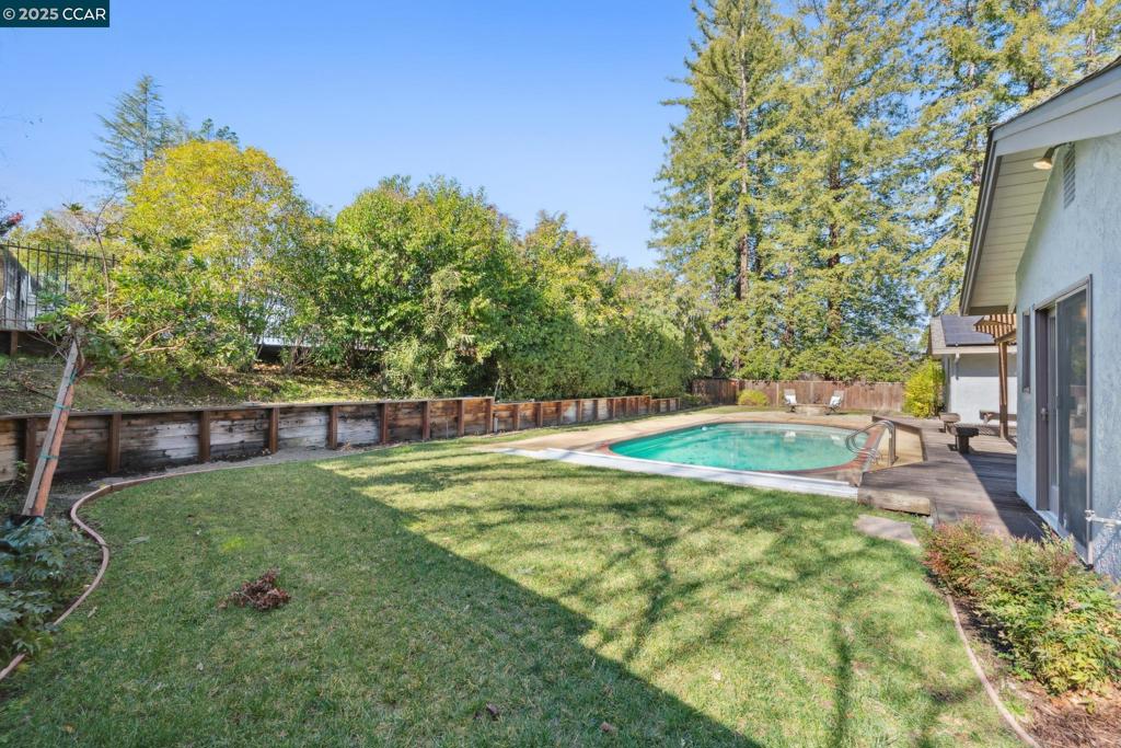 WALNUT HEIGHTS - Residential