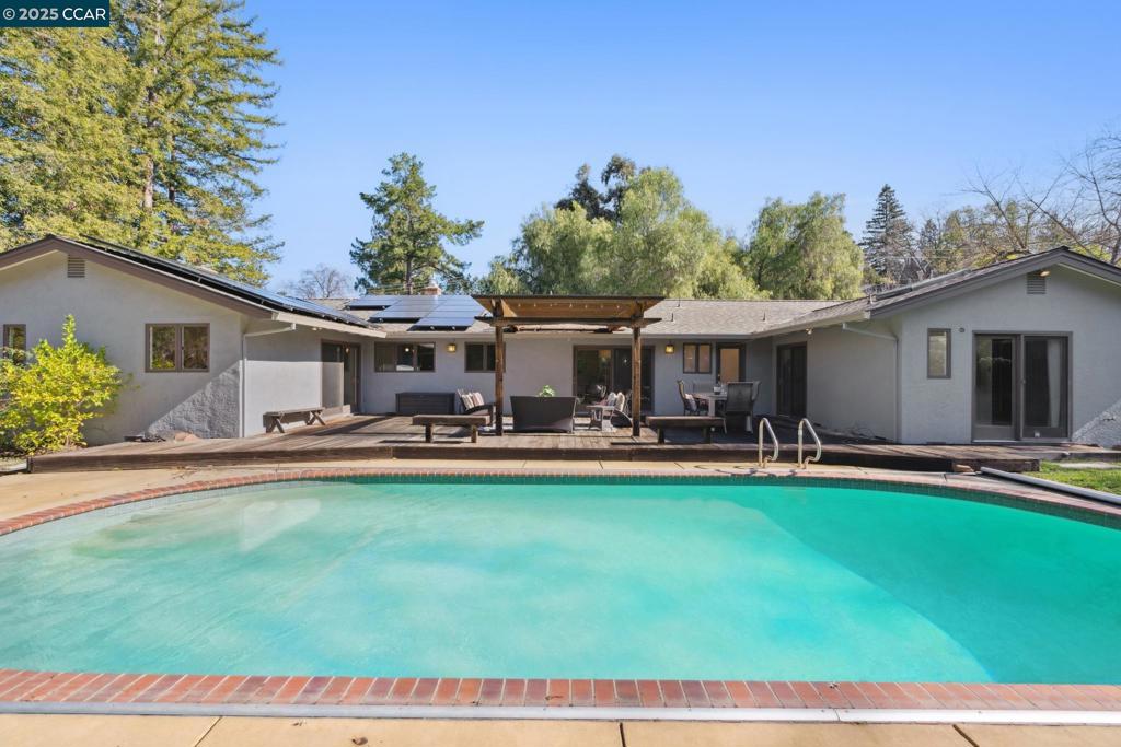 WALNUT HEIGHTS - Residential