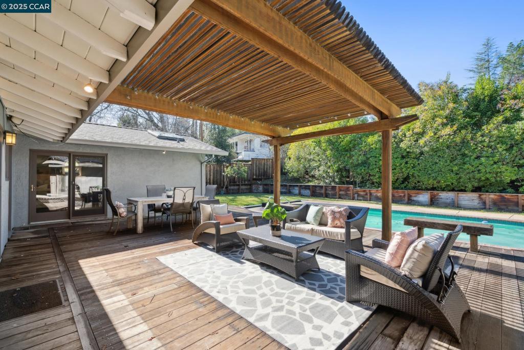 WALNUT HEIGHTS - Residential