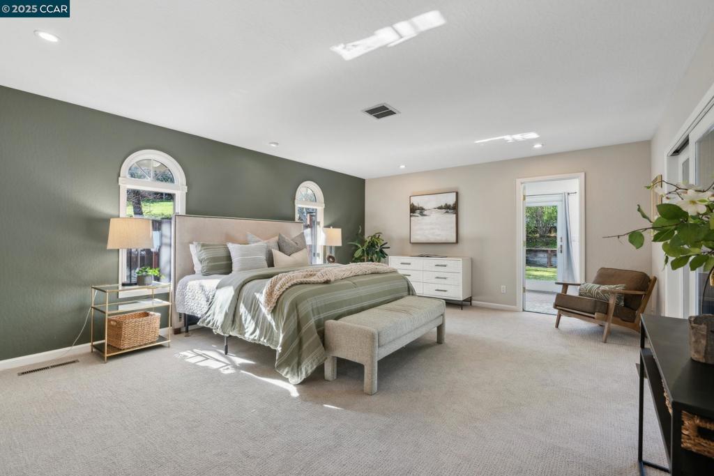 WALNUT HEIGHTS - Residential