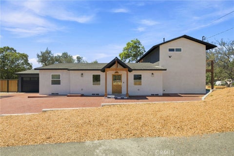 Photo of 8075 Fruitvale Avenue, Moorpark, CA 93021 (MLS # SR26196533)