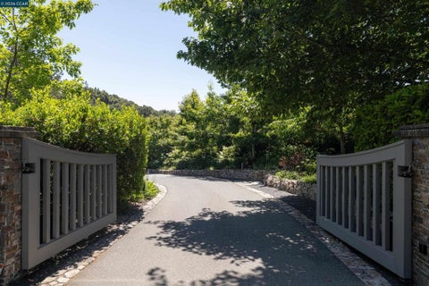 Photo of 3937 Happy Valley Rd. RD, Lafayette, CA 94549 (MLS # 41137525)