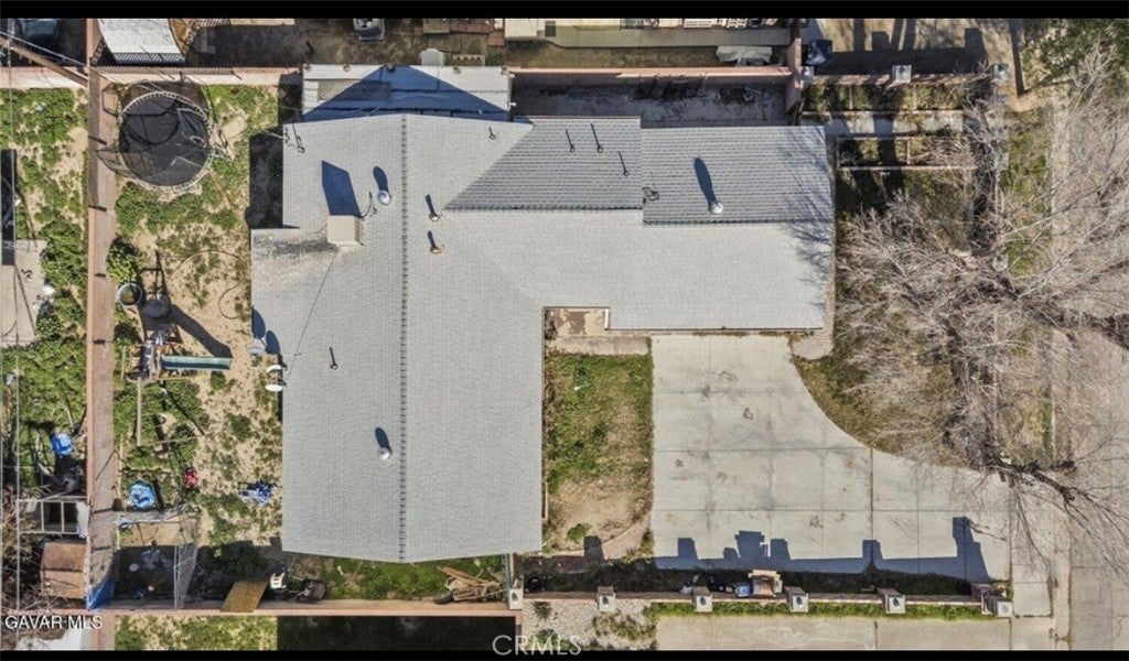 3355 Camden