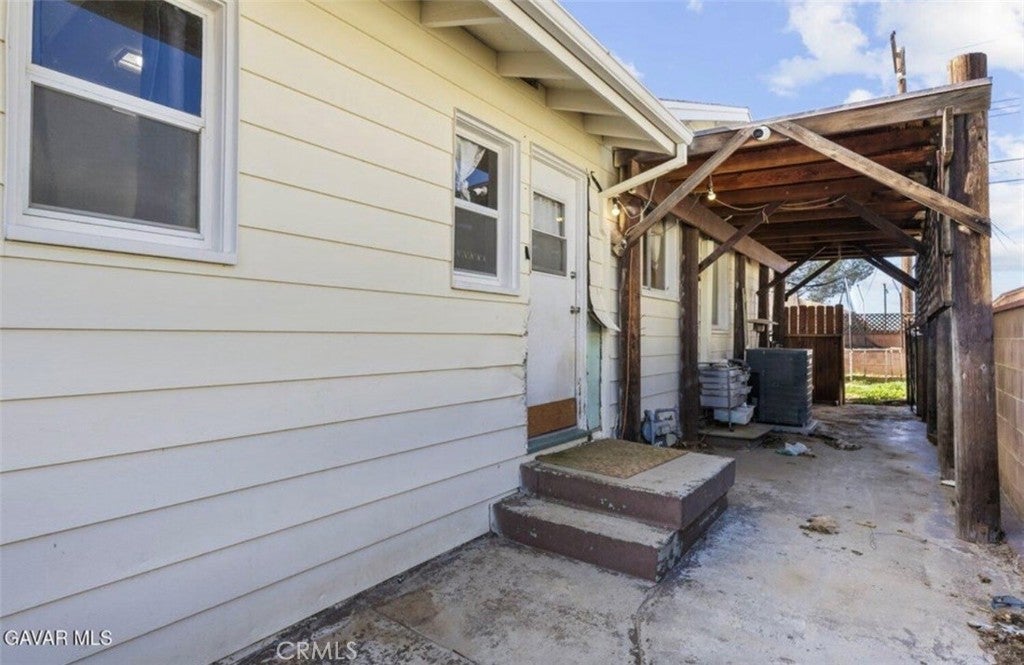 3355 Camden