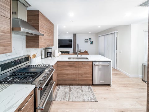 Tiny photo for 23304 W Vail Dr, West Hills, CA 91307 (MLS # SR26094659)