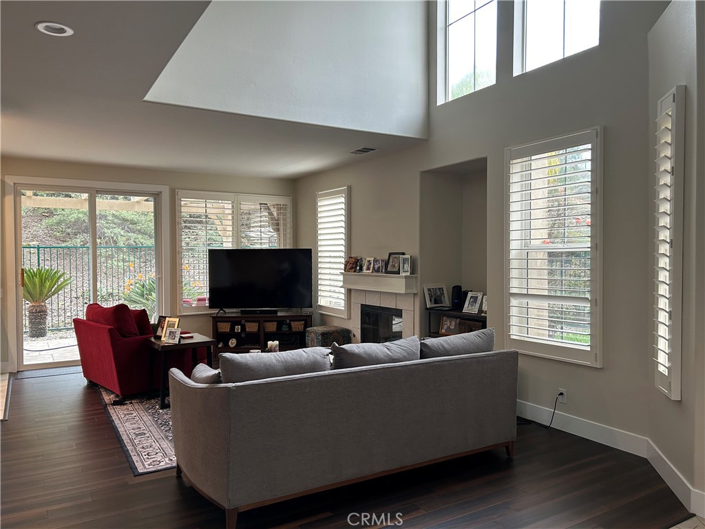 Summer Side (399) - Residential Lease