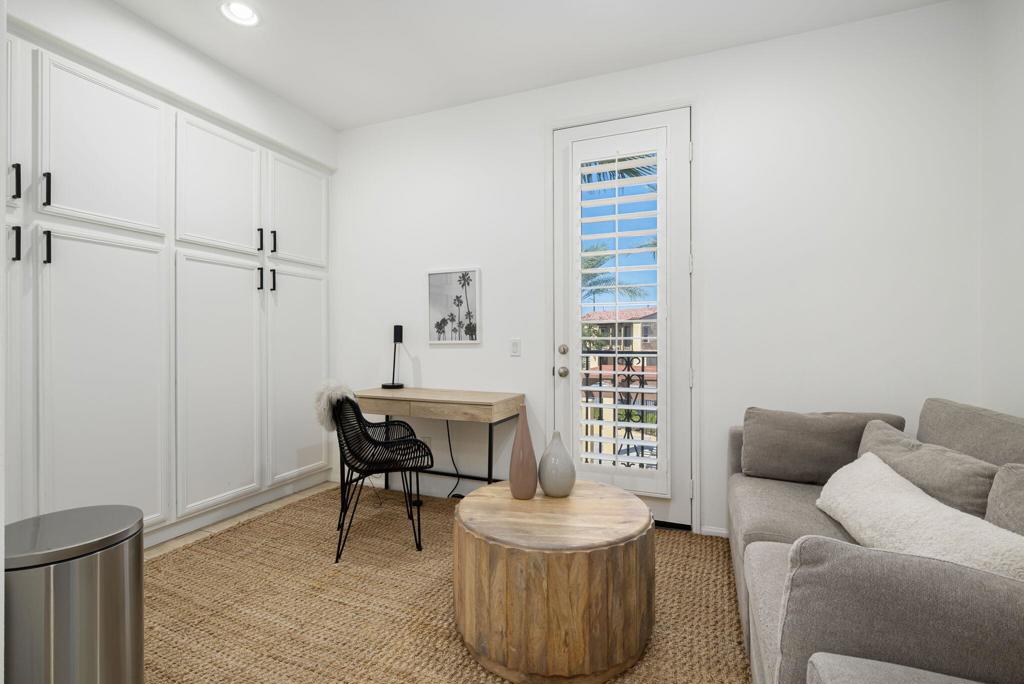 Spanish Walk - Residential