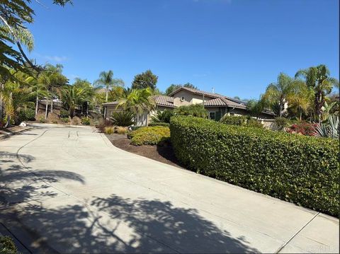 Photo of 1701 Hilo Drive, Vista, CA 92081 (MLS # NDP2509038) Photo of 1701 Hilo Drive, Vista, CA 92081 (MLS # NDP2509038)