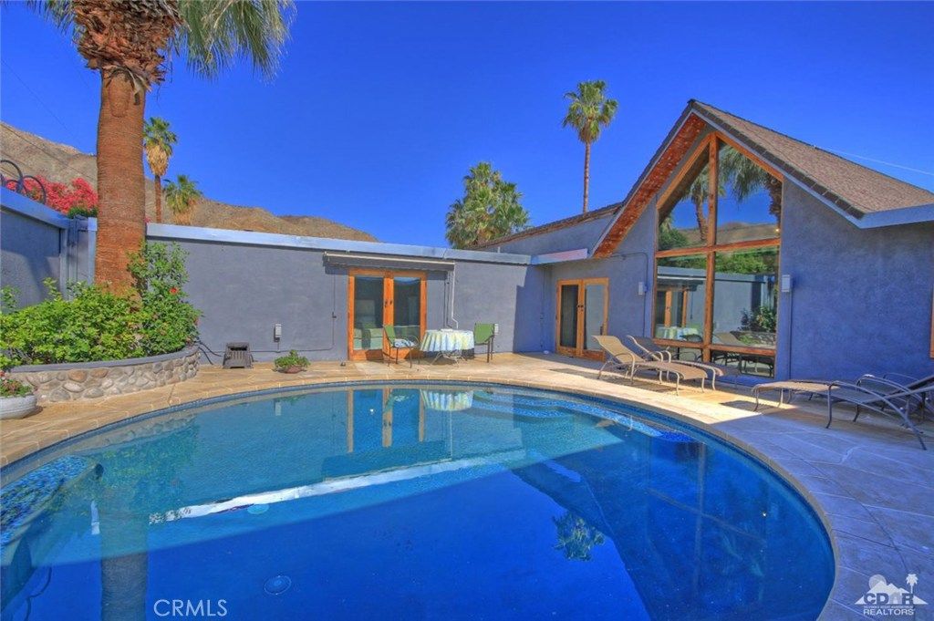 listing image 130726494440579727737