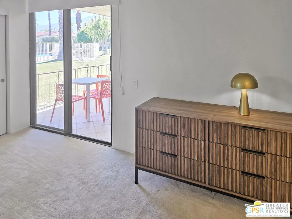 Palm Springs, California 92264, United States, 2 Bedrooms Bedrooms, ,2 BathroomsBathrooms,Residential,Active,218314